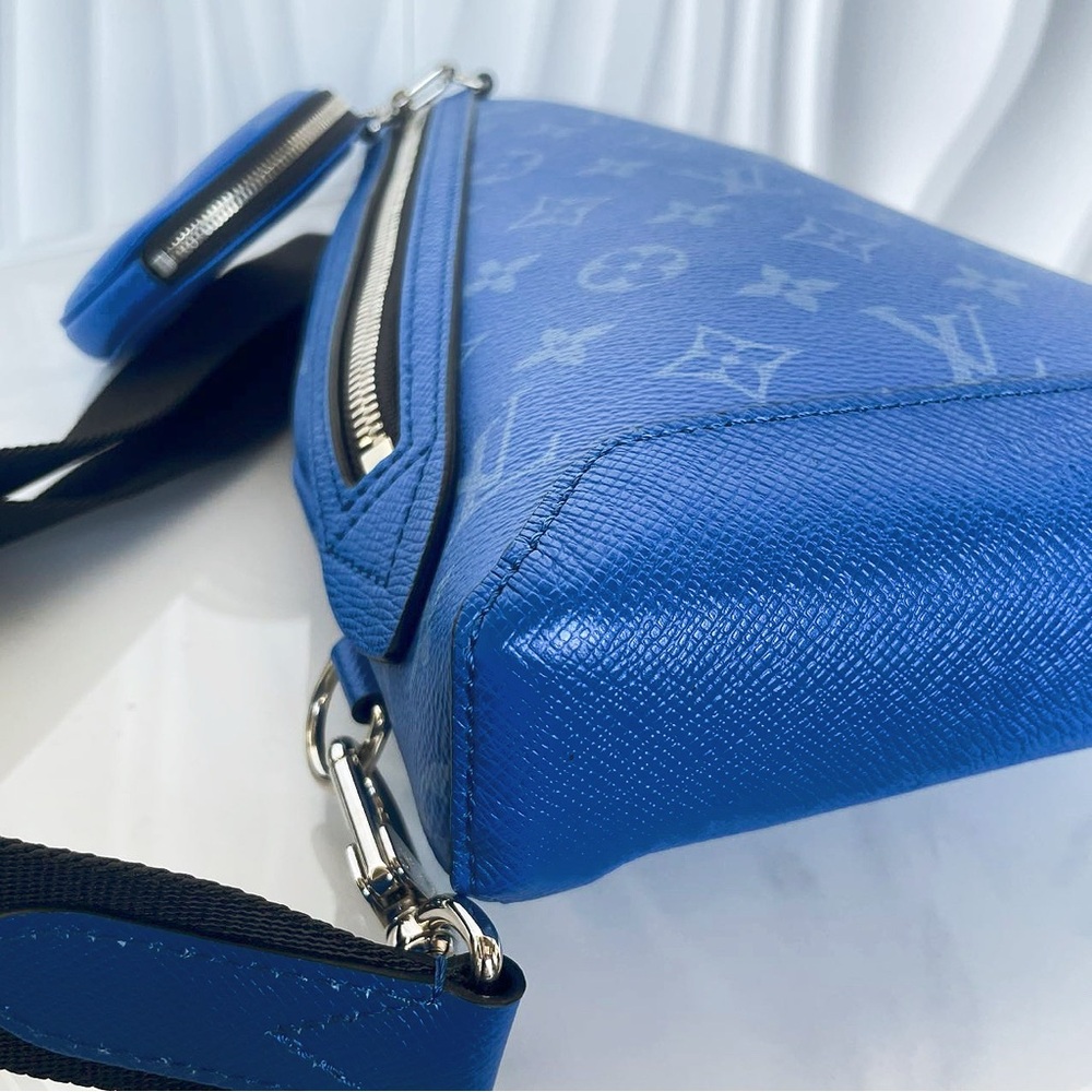Louis Vuitton Blue Monogram Sling Bag with Circular Pouch - Picture 10 of 12